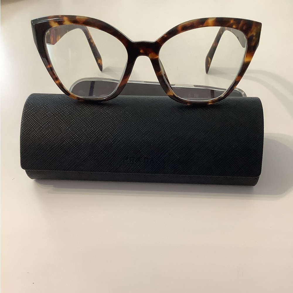 Prada Tortoiseshell Cat-Eye Glasses - Brown/Black